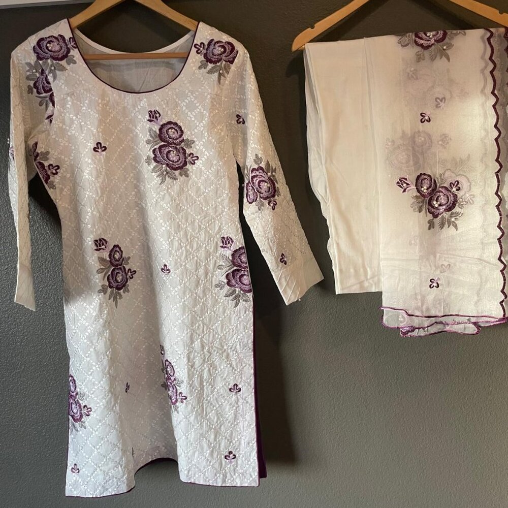 Elegant 3-piece White and Purple Embroidered Suit